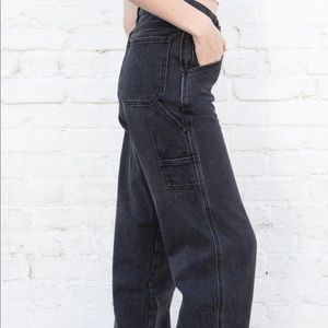 NWT- BRANDY MELVILLE J. GALT BLACK FEANNE JEANS Size small